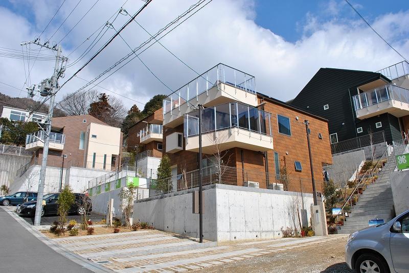  [Local Photos] Streets that unique appearance of house memorable are lined up. . Local Photos