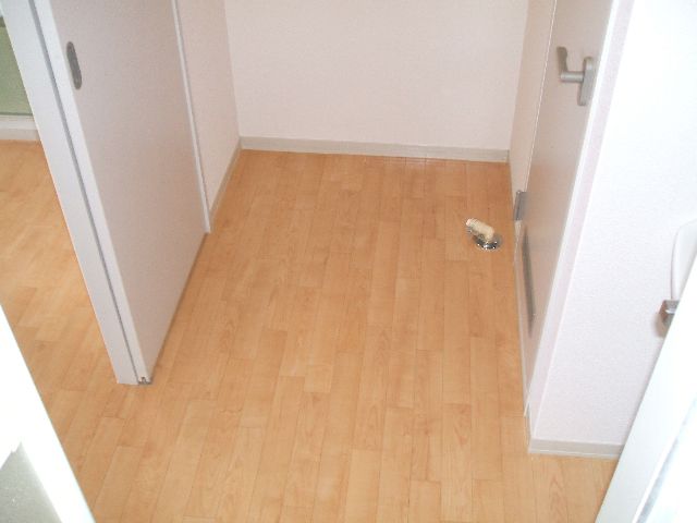 Other Equipment. There yard indoor washing machine