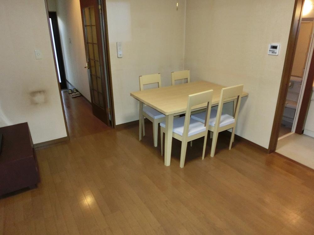 Living. Indoor (10 May 2013) Shooting