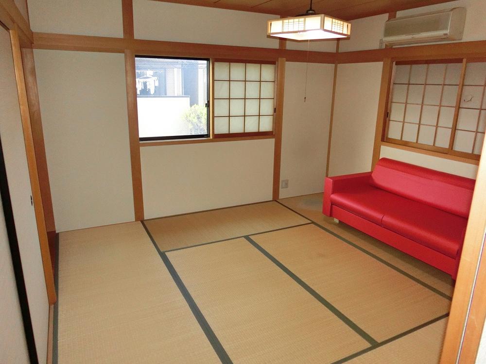 Non-living room. Indoor (10 May 2013) Shooting