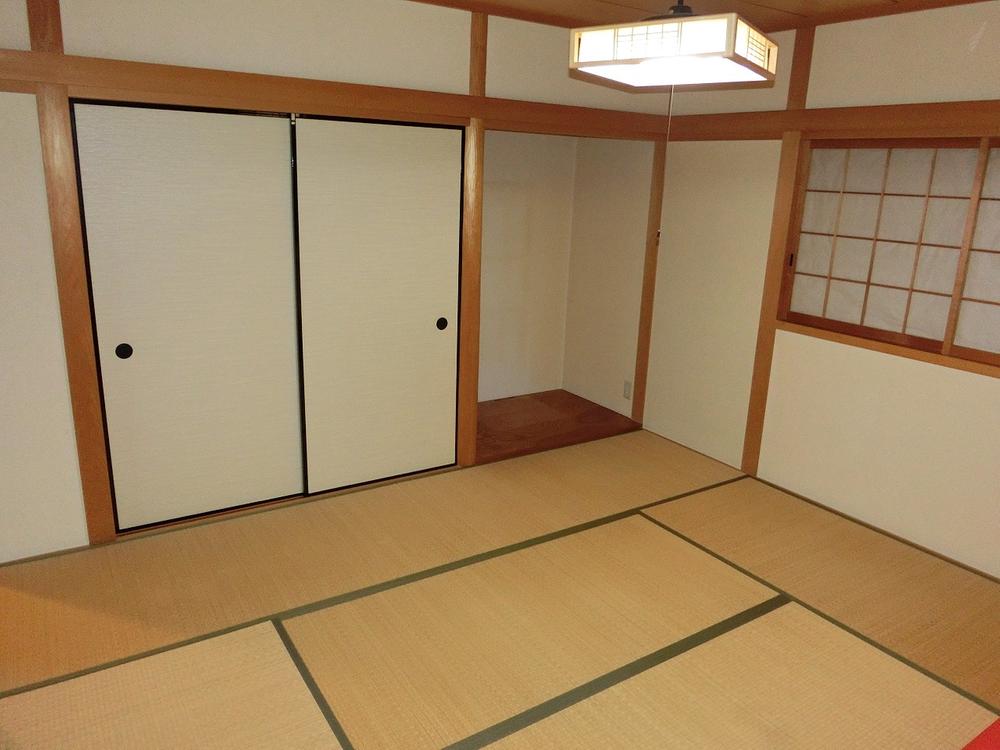 Non-living room. Indoor (10 May 2013) Shooting