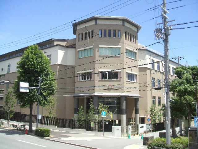 Primary school. 720m to Kobe Municipal Takaha elementary school (elementary school)