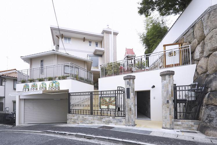 kindergarten ・ Nursery. 640m to smile kindergarten