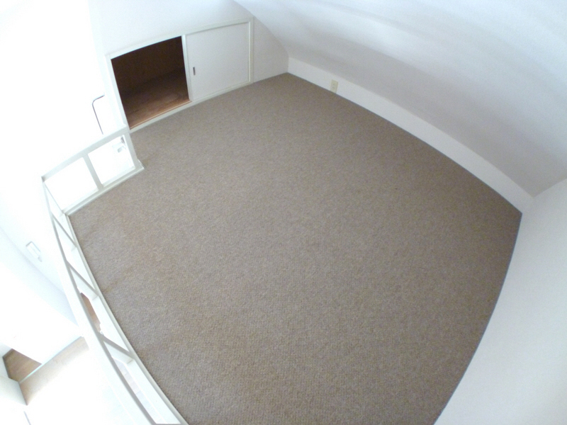 Other. spacious, A height loft