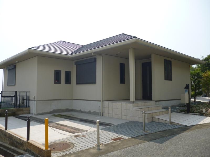 Local appearance photo