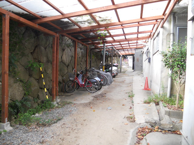 Other common areas. There is also a bicycle parking space