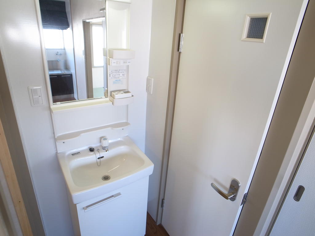 Other Equipment. Washbasin new