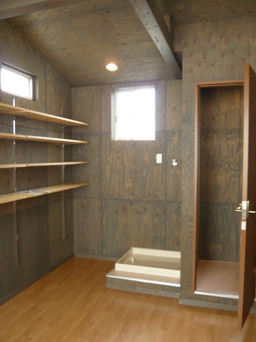 Other room space. Laundry Area