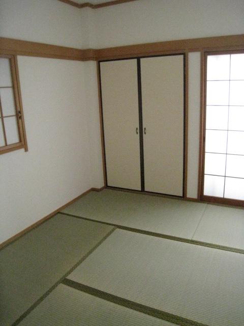 Non-living room. Indoor (July 2013) Shooting