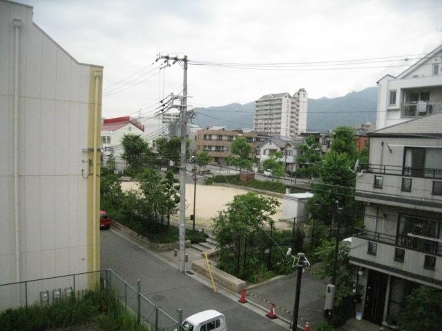 View photos from the dwelling unit. View from the site (July 2013) Shooting