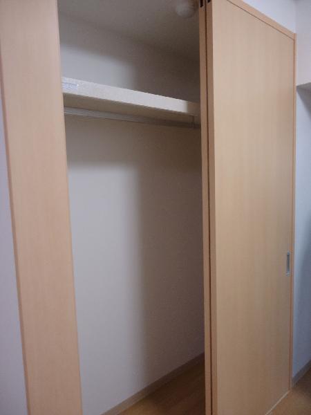 Receipt. Western-style housing