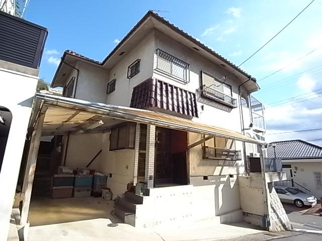 Local appearance photo