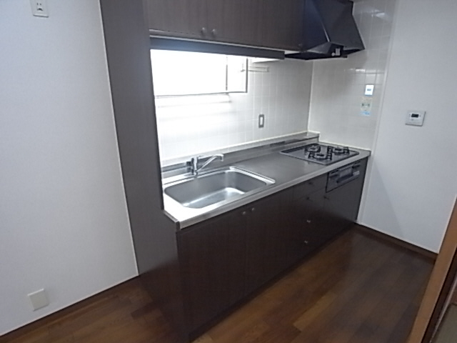 Kitchen. The image is of 3LDK type