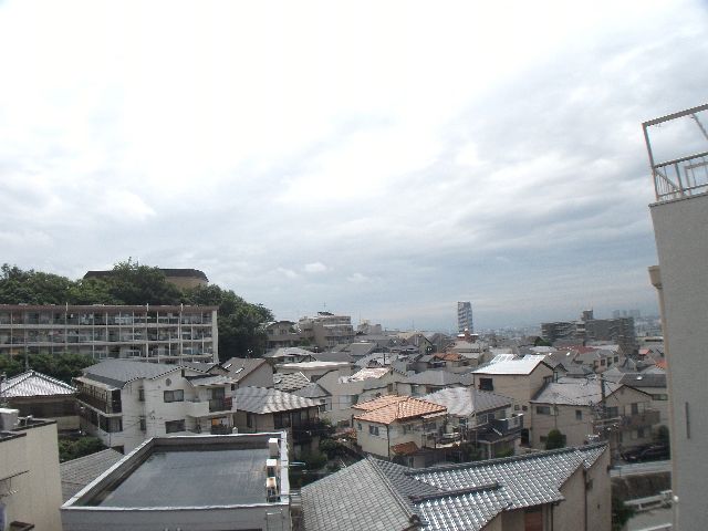 View. Korezo Kobe. The sea is also mountain views luxury view.