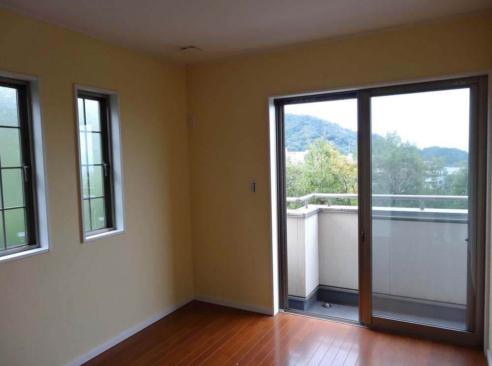 Non-living room. Indoor (10 May 2013) Shooting