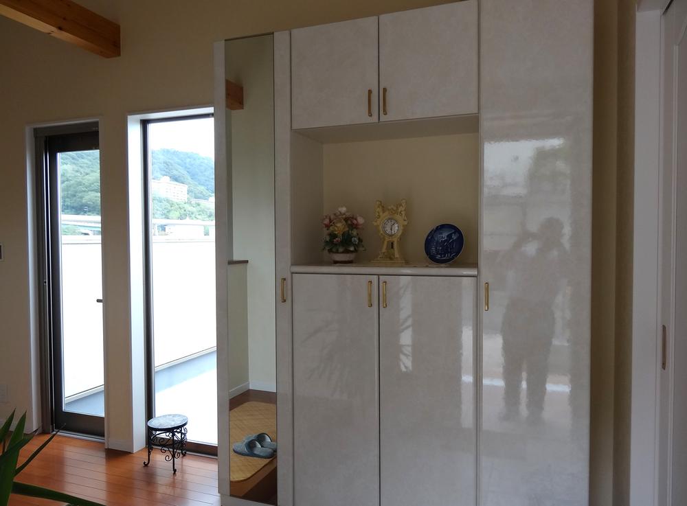 Entrance. Local (10 May 2013) Shooting