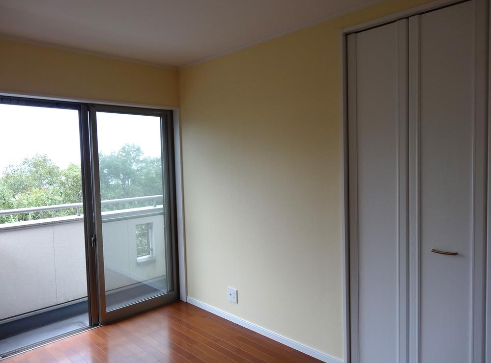 Non-living room. Indoor (10 May 2013) Shooting