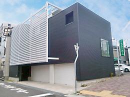 Local appearance photo.  ■ front