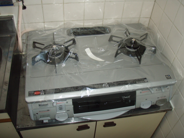 Kitchen. With gas stove ☆