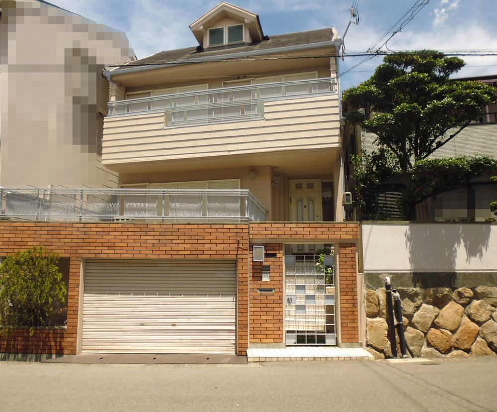 Local appearance photo.  ■ Local appearance photo