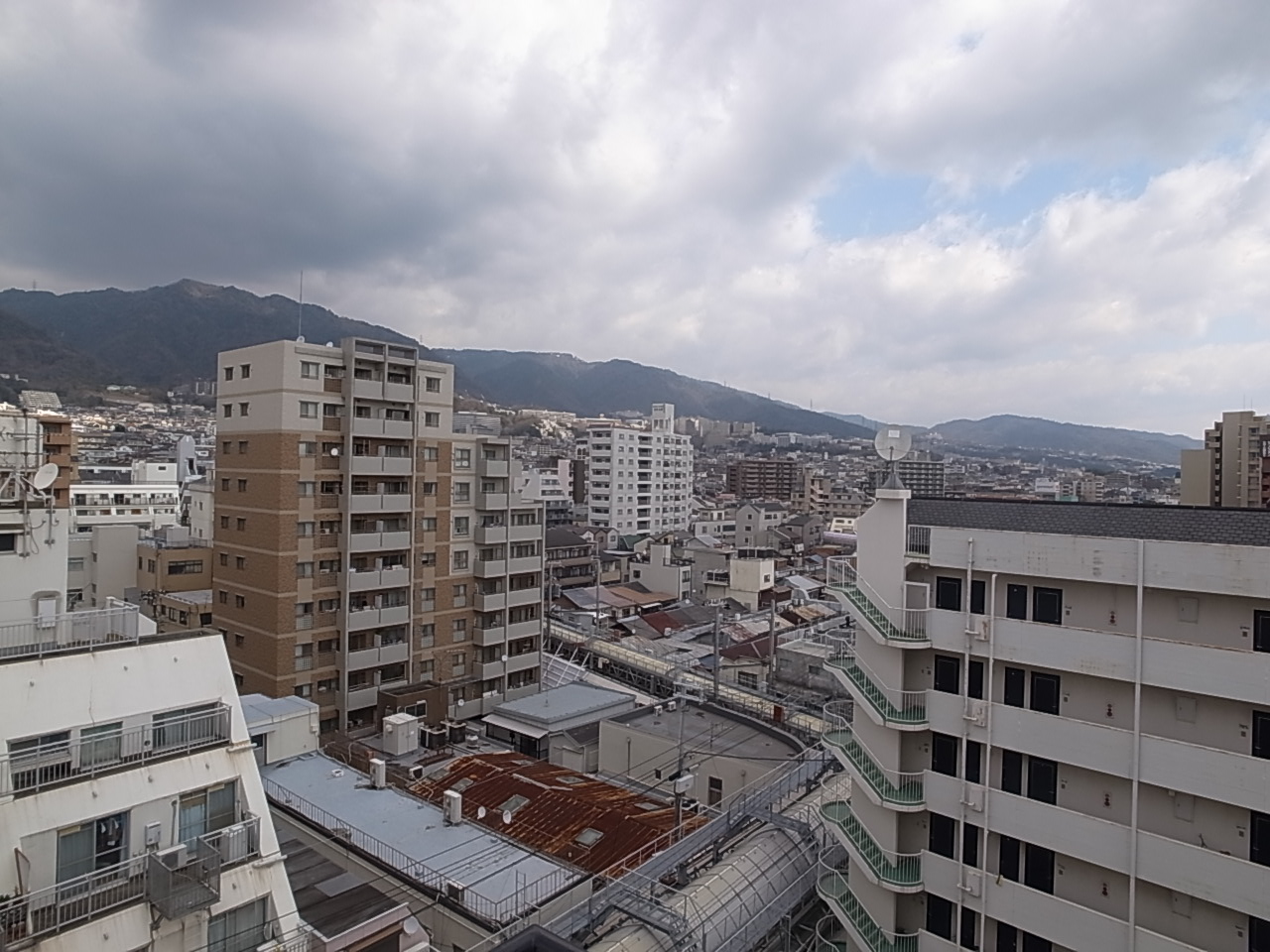 View. Overlooking good from the upper floors!