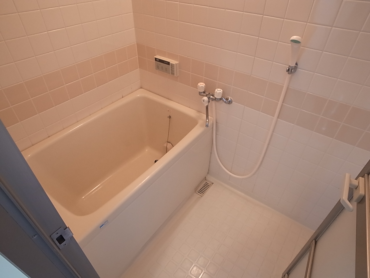 Bath. bathroom, With add cook function! Convenient.