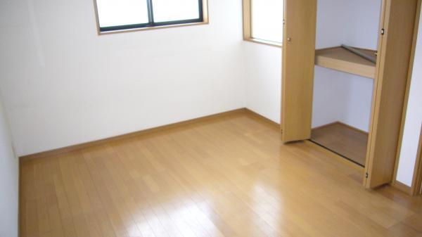 Non-living room. 6.12 Pledge 2 windows One bay window closet two there