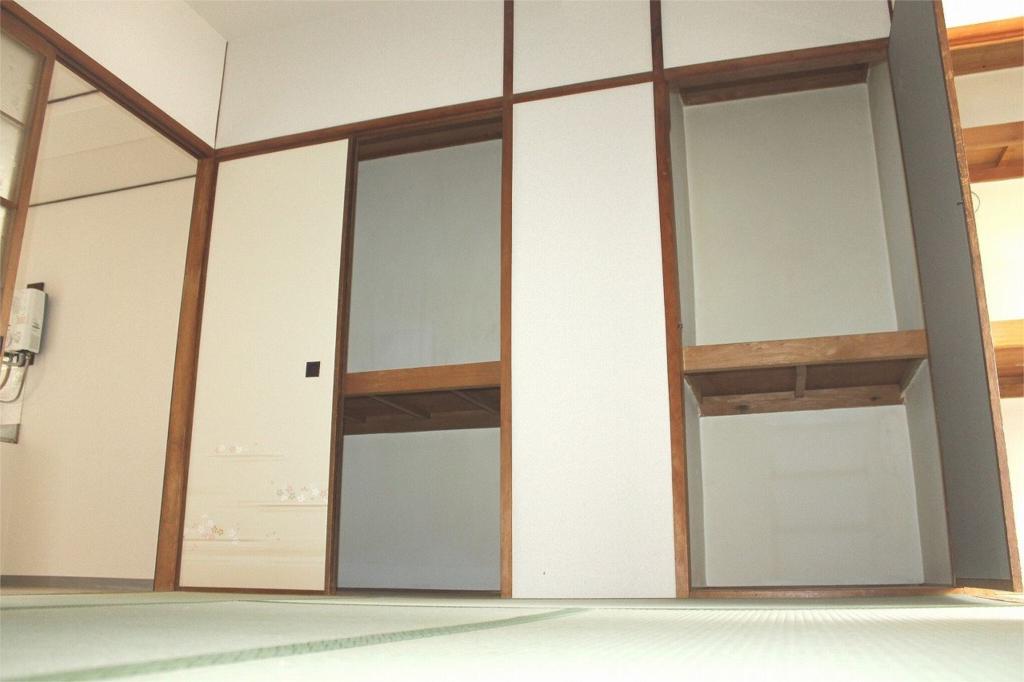 Other room space. Receipt