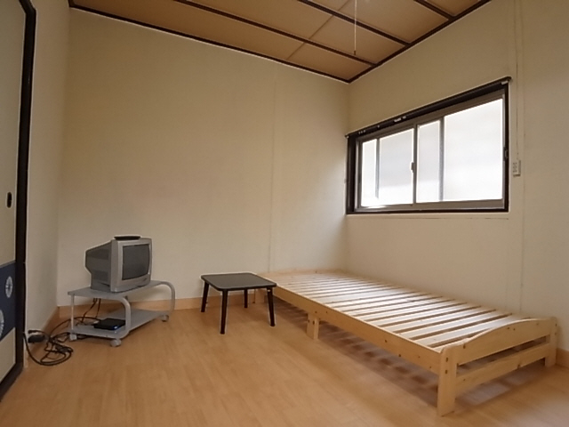 Living and room. Western-style (TV ・ Bed)
