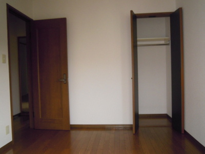 Living and room. Room 2