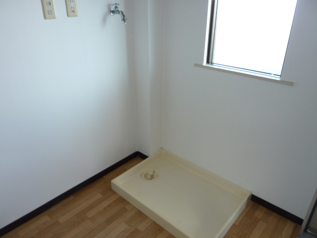 Other Equipment. Indoor laundry Area