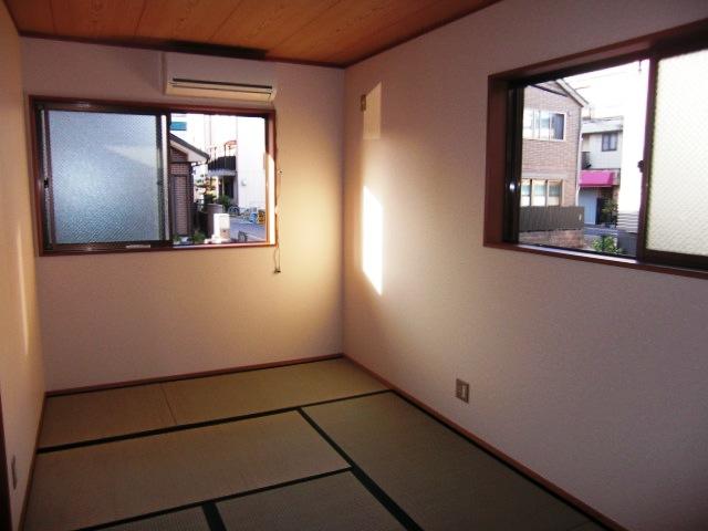 Non-living room. Indoor (September 2013) Shooting