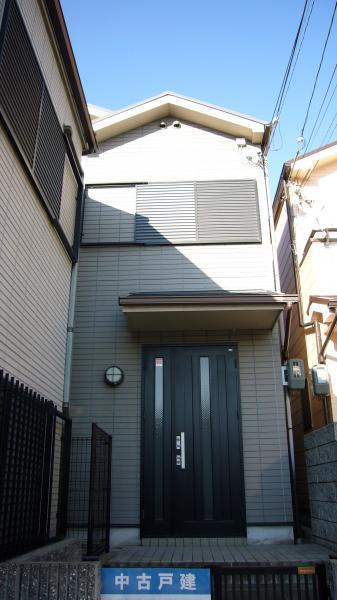 Local appearance photo. The south side of the appearance 2013 December shooting