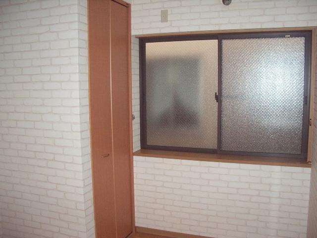 Non-living room. Western-style 5.5 Pledge