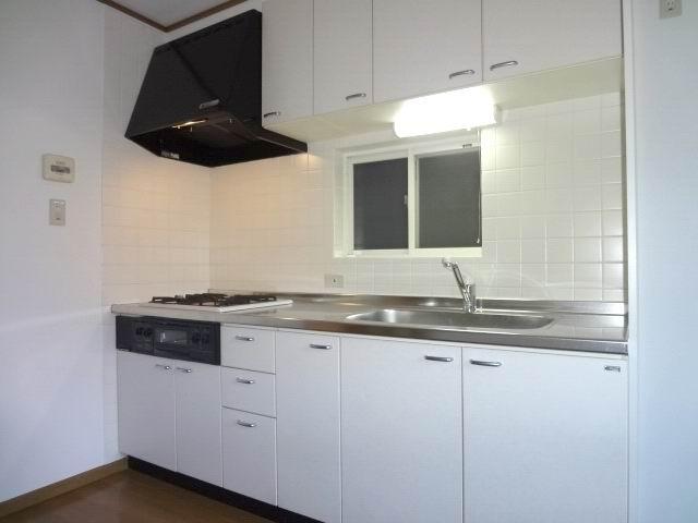 Kitchen. Second floor kitchen. System kitchen.