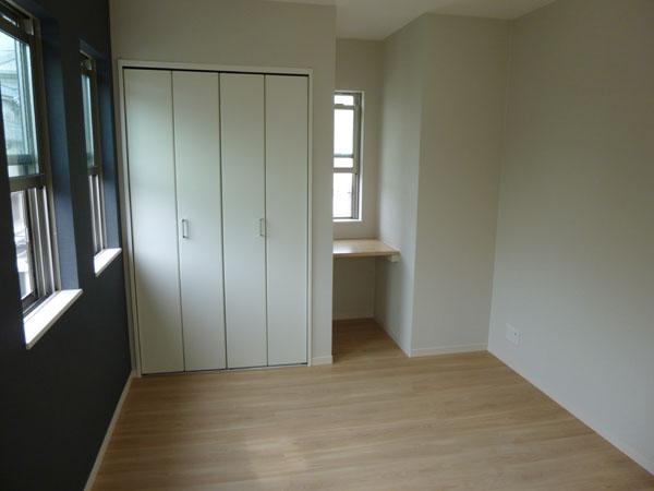 Non-living room. Room (August 2013) Shooting