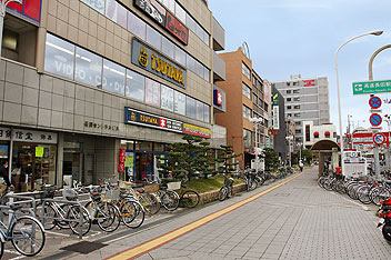 Rental video. TSUTAYA Kosokunagata to the store (video rental) 583m