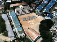 Junior high school. 270m until Maruyama junior high school