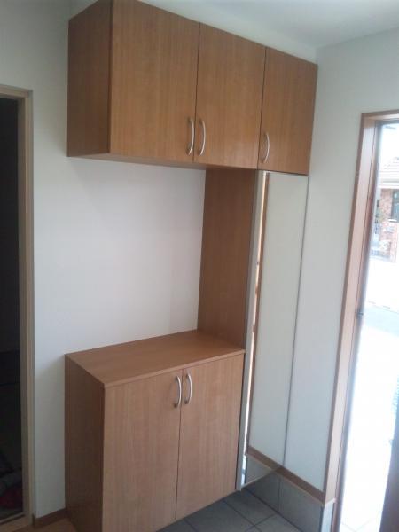 Receipt. A storage capacity is a shoe box.