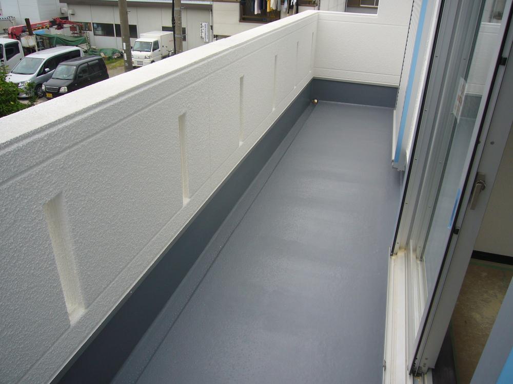 Balcony. Local (July 2013) Shooting