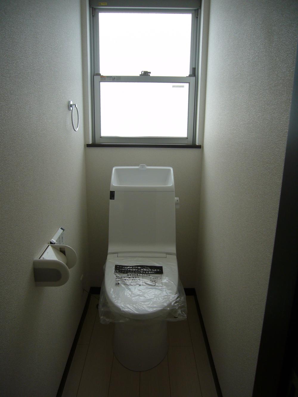 Toilet. Indoor (July 2013) Shooting