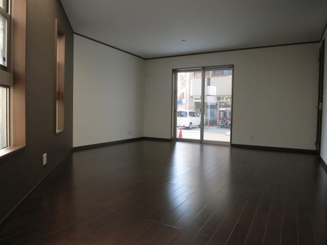 Living. Indoor (12 May 2013) Shooting