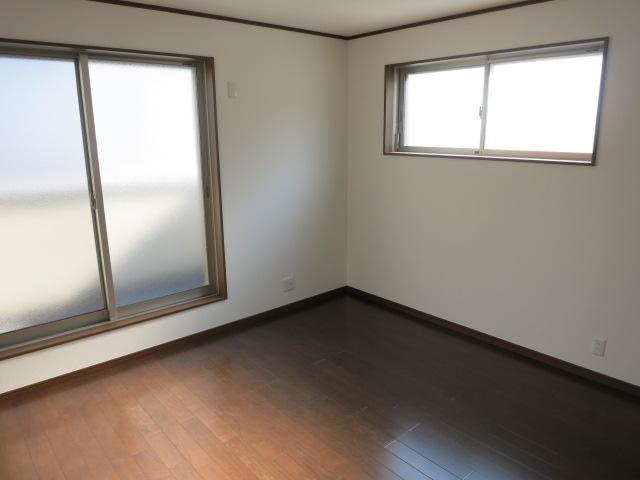 Non-living room. Western-style 8