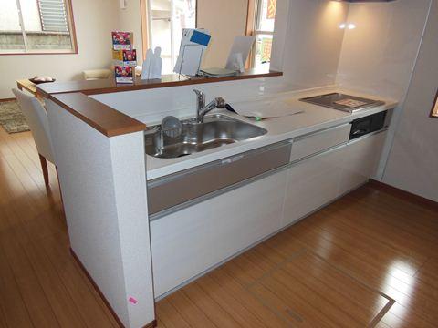 Kitchen. The company construction cases