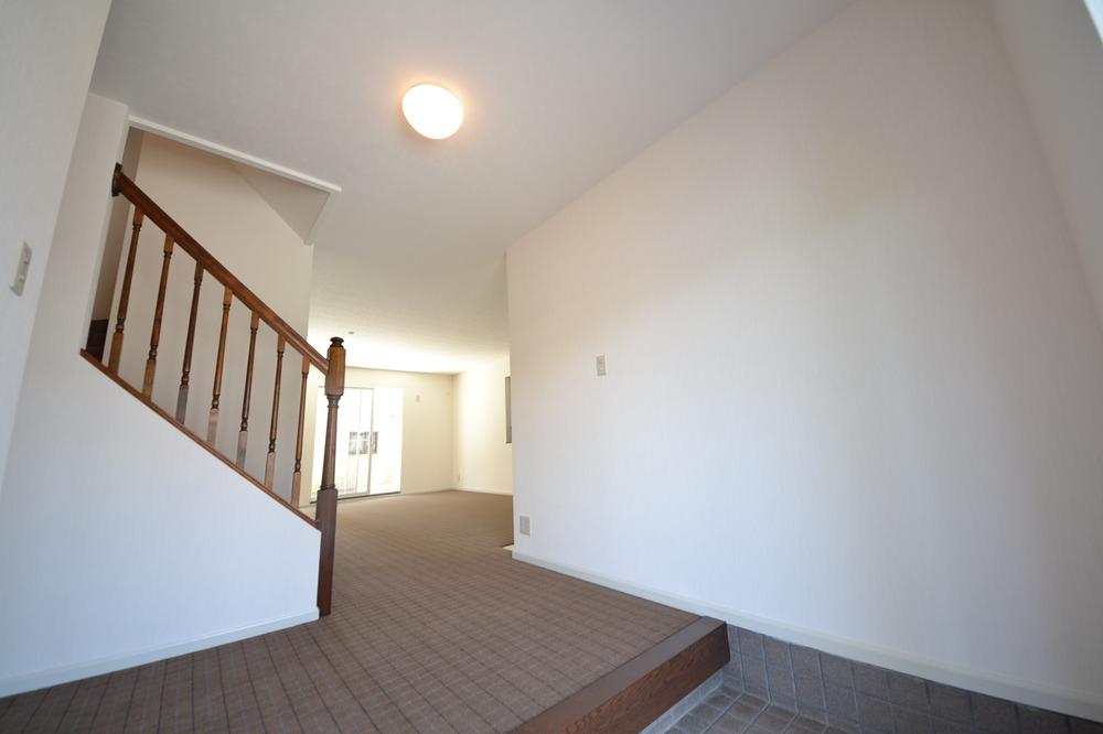 Entrance. Local (June 29, 2013) Shooting