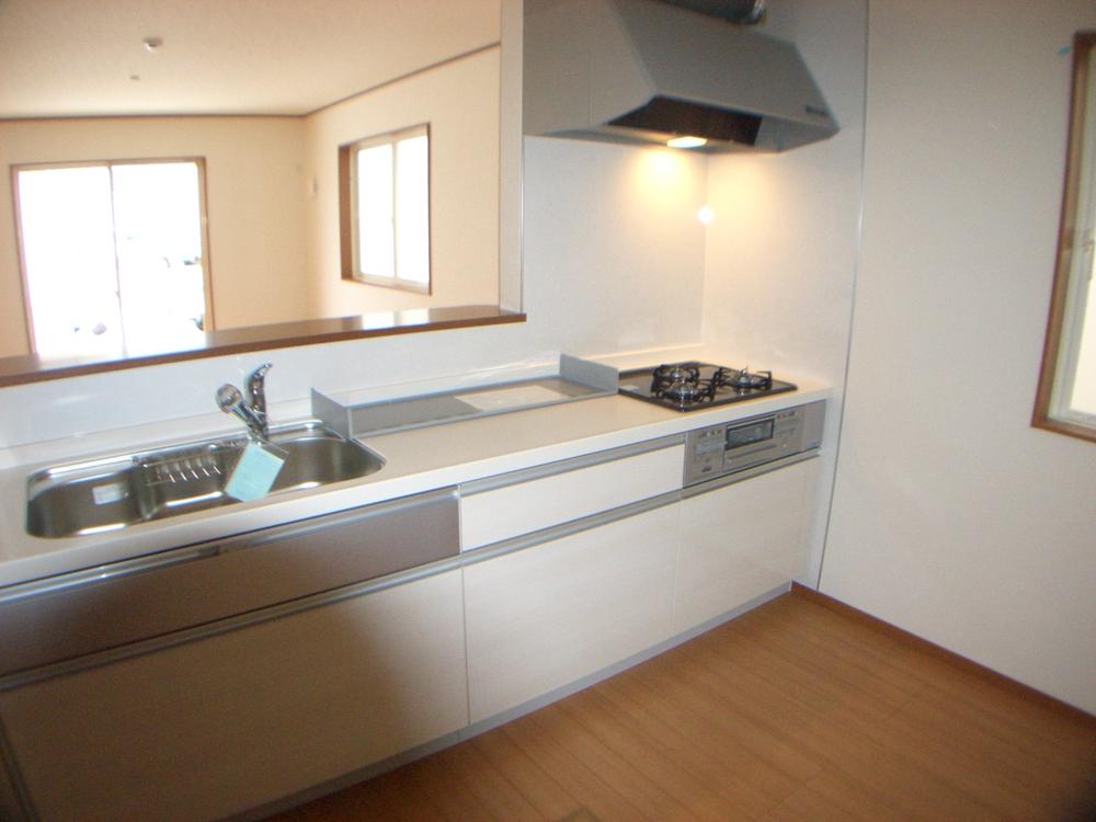 Same specifications photo (kitchen)