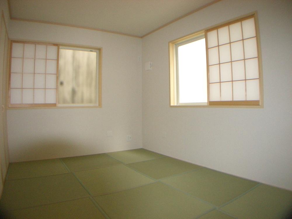 Same specifications photos (Other introspection)