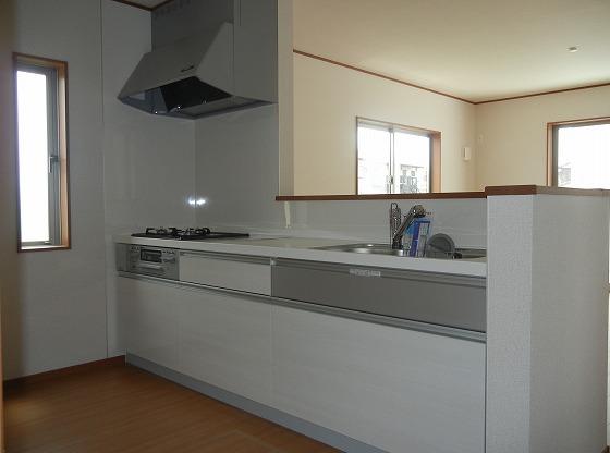 Same specifications photo (kitchen)