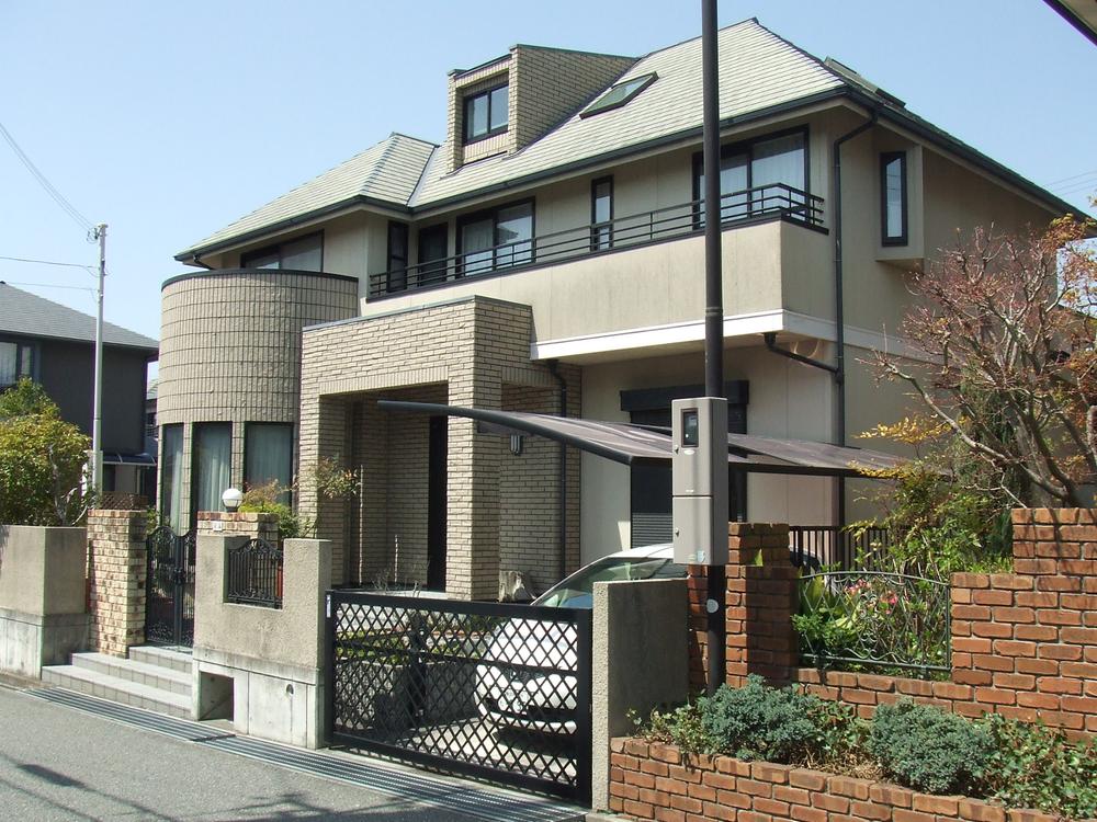 Local appearance photo. Local (April 2013) Shooting