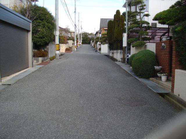 Local photos, including front road. Local (January 2014) Shooting